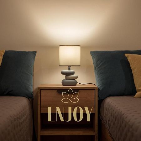 Enjoy Flat By Tonsdeverde Braga Esterno foto
