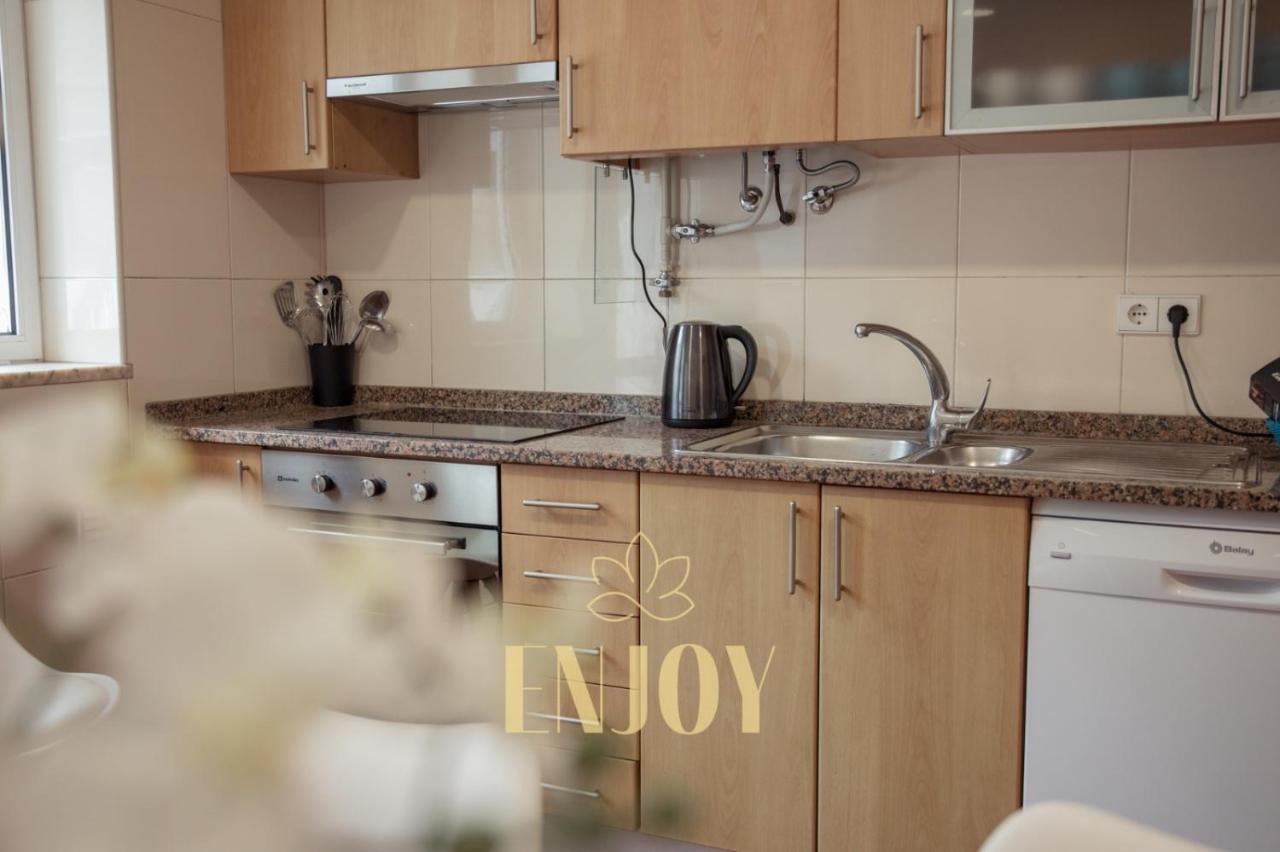 Enjoy Flat By Tonsdeverde Braga Esterno foto