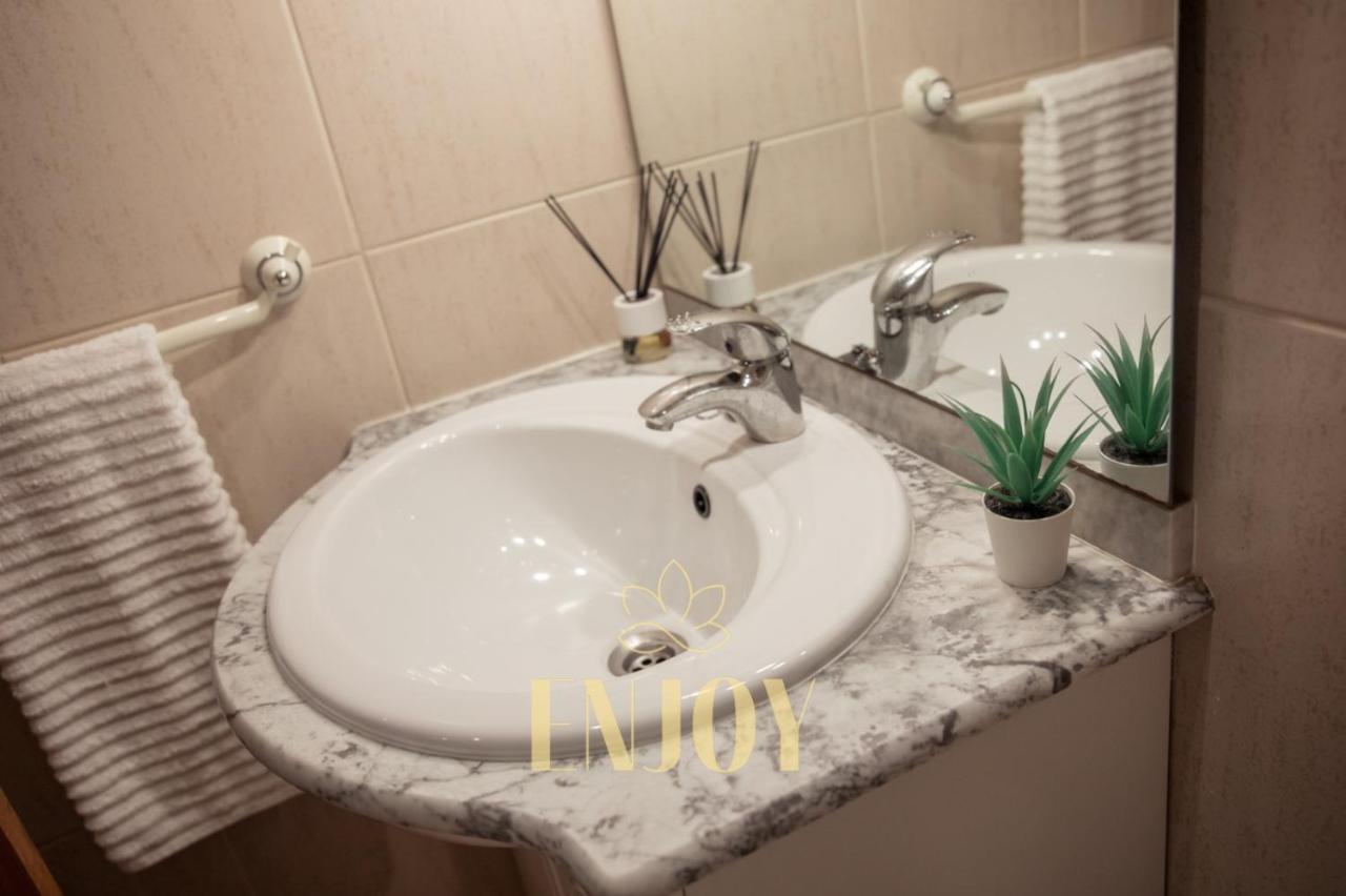 Enjoy Flat By Tonsdeverde Braga Esterno foto