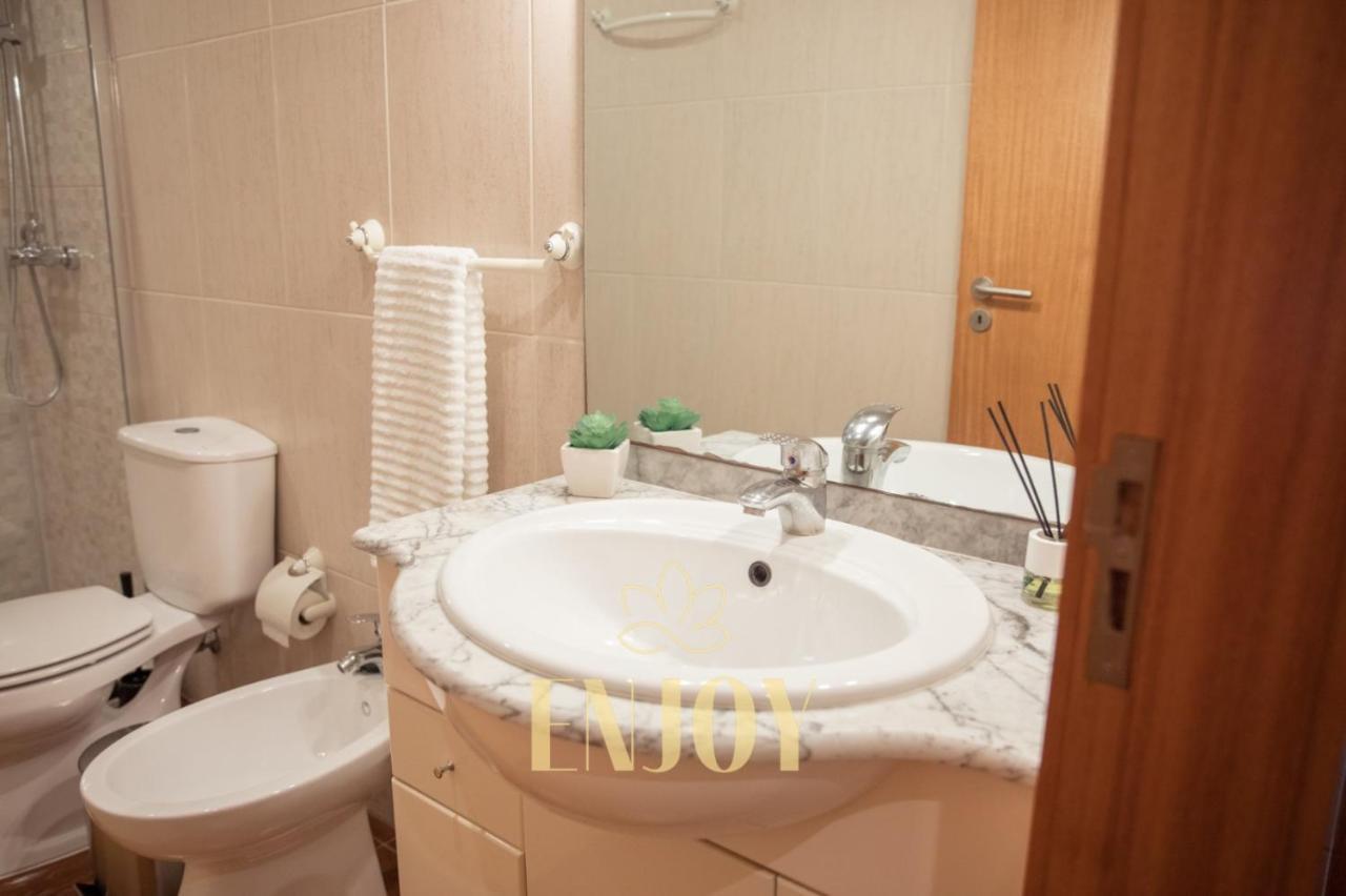 Enjoy Flat By Tonsdeverde Braga Esterno foto